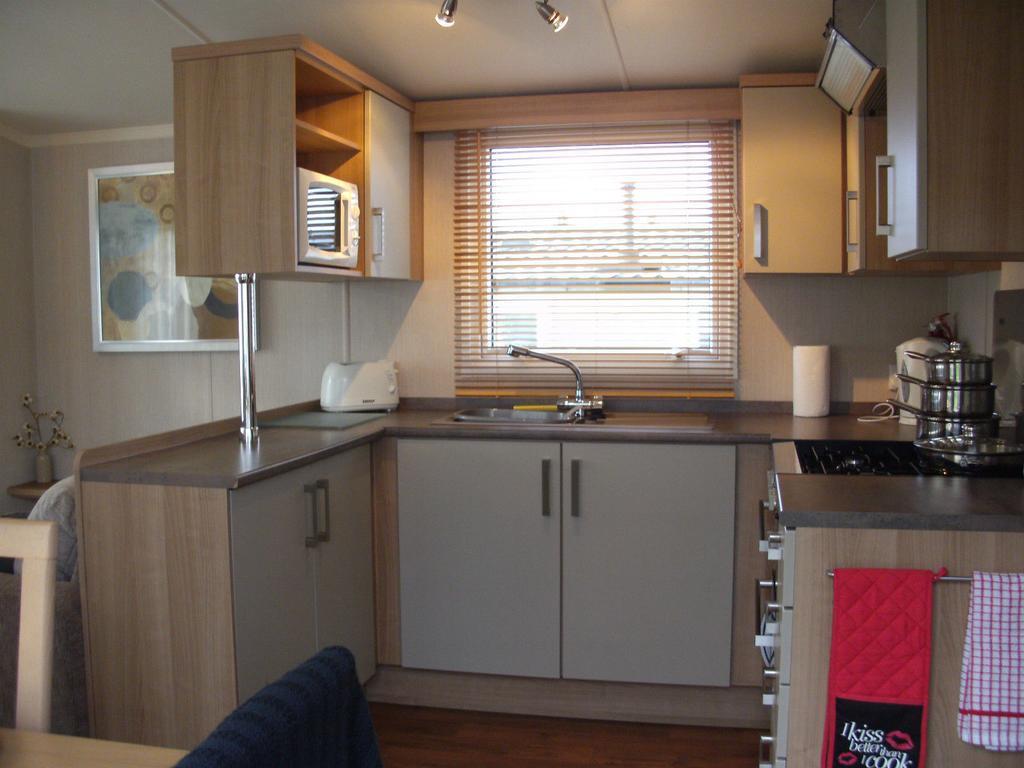 Presthaven Sands Holiday Park 3 And 2 Bed Caravans Prestatyn Pokój zdjęcie